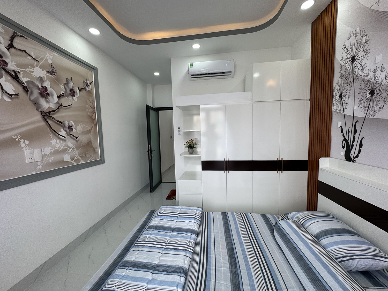 Nhà phố 3 lầu t.kế Tân Cổ Điển, full nội thất cao cấp, hẻm xe hơi khu VIP Lê Lợi-Gần ĐH Công Nghiệp
